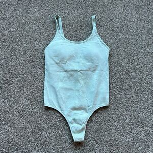 LULULEMON EBB TO STREET BODYSUIT LIGHT SUPPORT B/C CUPS SZ 2